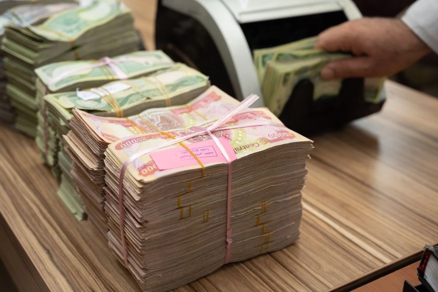 الرافدين: تمويل نحو 2000 مشروع بقيمة تقارب 24 مليار دينار ضمن مبادرة “الريادة والتميز”