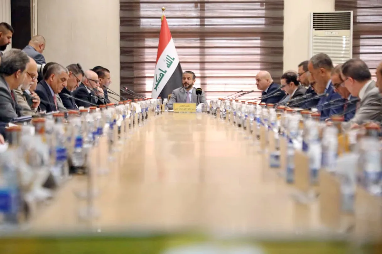 التعليم تصوّت على لائحة الأعراف الجامعية وتحديث دليل الابتعاث