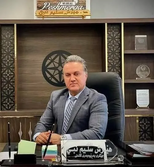 كلب ضال يهاجم مسؤولاً صحياً في السليمانية ويحذر من تهديد المواطنين