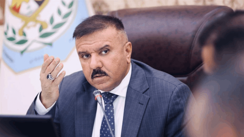 وزير الداخلية يصدر توجيهاً لتنظيم الأسلحة وحصرها بيد الدولة