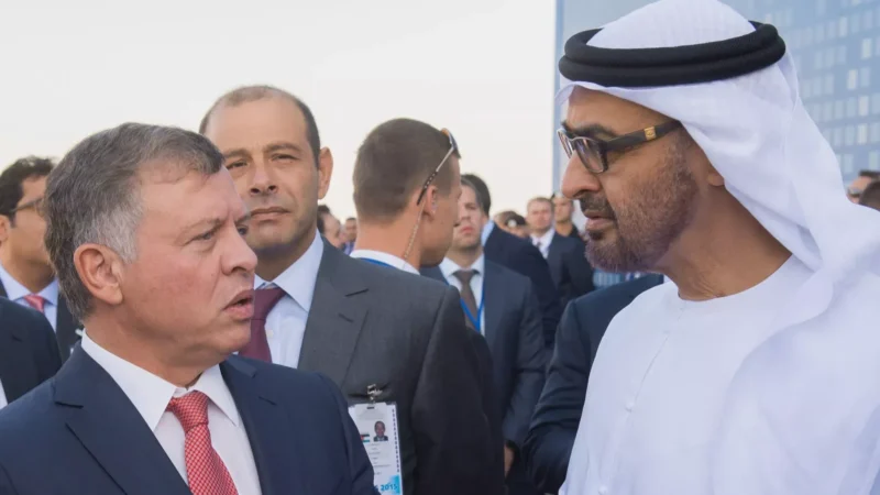 محمد بن زايد وملك الأردن يؤكدان رفض تهديدات إسرائيل ويجددان التمسك بحل الدولتين