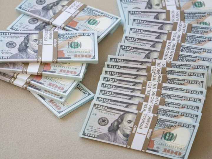 المستشار المالي للحكومة: العراق يمتلك احتياطيات نقدية أجنبية تفوق 100 مليار دولار تغطي الدين الخارجي أضعافاً