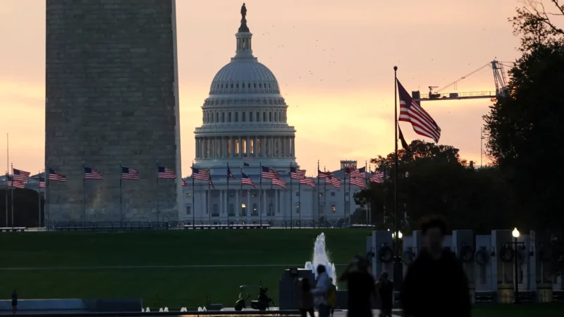 الإغلاق الحكومي الأميركي يدخل يومه الـ36 ويصبح الأطول في تاريخ الولايات المتحدة