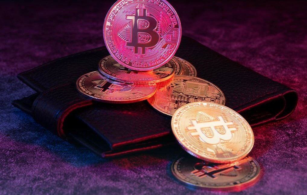 دراسة لـ«ستاندرد تشارترد»: العملات المستقرة تهدد دور البنوك التقليدية في الأسواق الناشئة