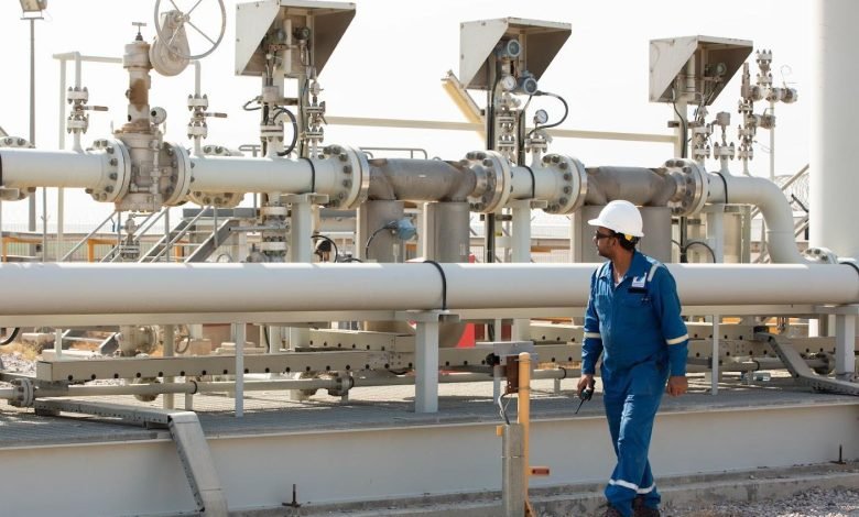 سومو تعلن ارتفاع صادرات النفط العراقية إلى الولايات المتحدة بنحو 435 ألف برميل يومياً.