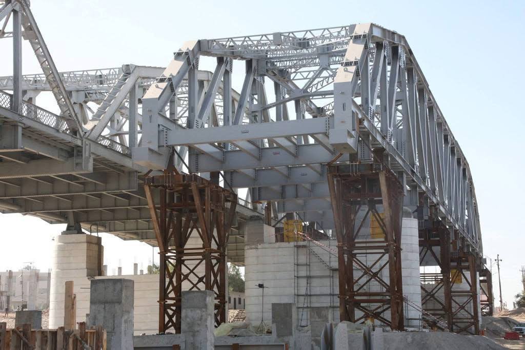 مشروع جسر الصرافية الجديد في طريقه إلى الاكتمال خلال الأسابيع المقبلة