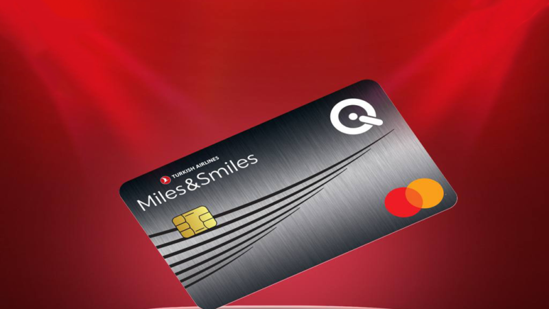 كي تطلق بطاقة Miles & Smiles Qi Card بالتعاون مع الخطوط الجوية التركية لتعزيز تجربة السفر والدفع الرقمي.