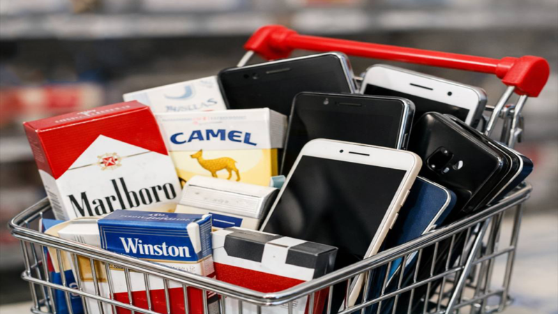 نبيل المرسومي: السكائر والموبايلات تدخل العراق بلا تعرفة كمركية منذ 16 عاماً.