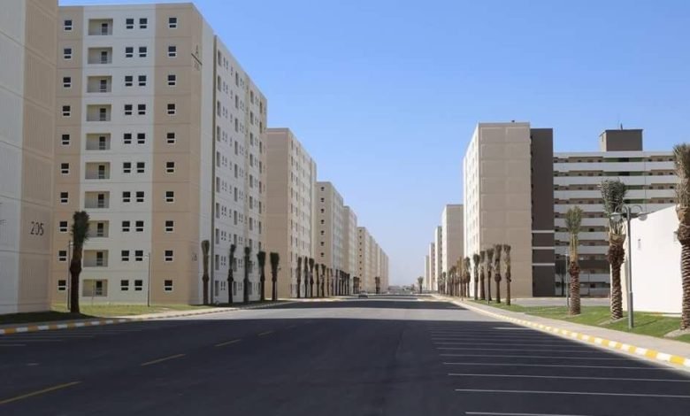 وزارة الإعمار تعلن التوجه لتنفيذ مدن سكنية جديدة في سبع محافظات.
