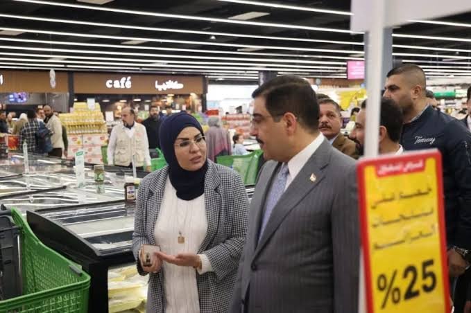 وزير التجارة: أسعار هايبر ماركت التعاون مدعومة بنسبة 20% وتوجه لمزيد من التخفيض.