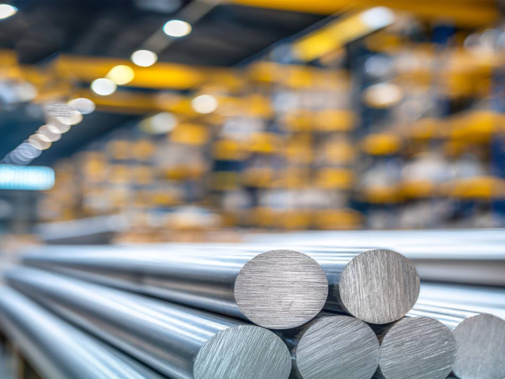 شركة أور تعلن تحقيق مبيعات بقيمة 7 مليارات دينار من منتجات الألمنيوم.