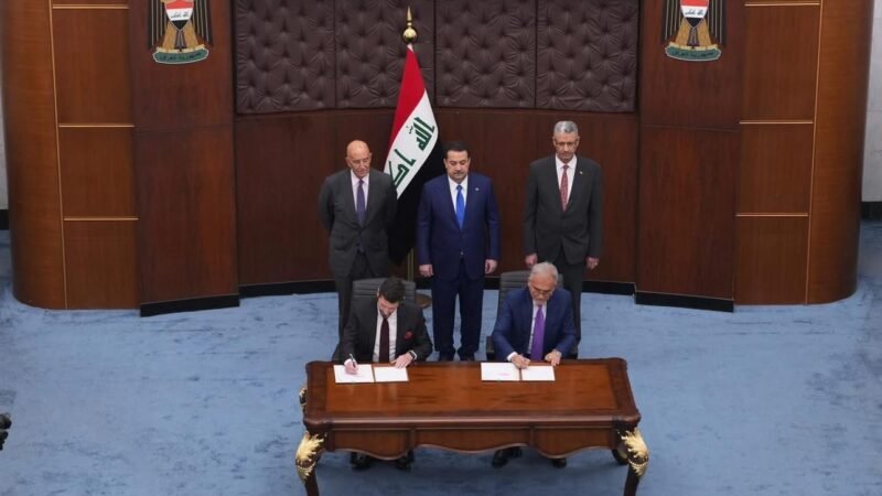 السوداني يرعى توقيع اتفاقيات نفطية مع شركات أميركية بحضور مبعوث رئاسي.